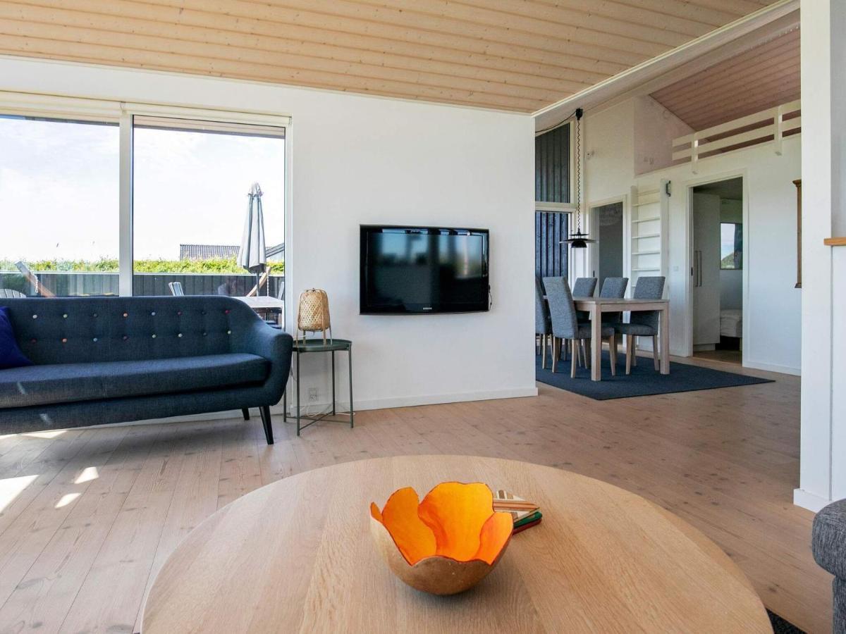 9 Person Holiday Home In Otterup 외부 사진